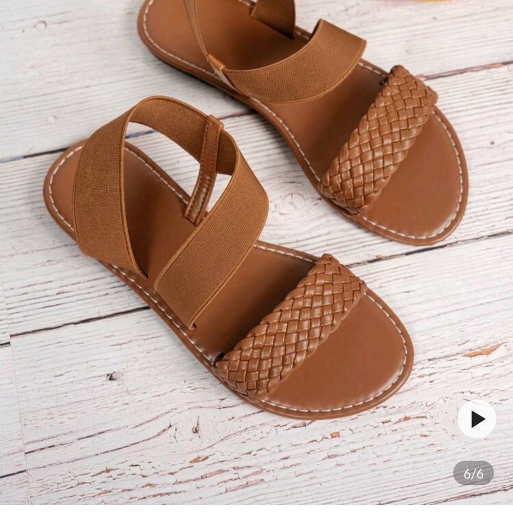 SHEIN Brown Minimalist Flat Sandals